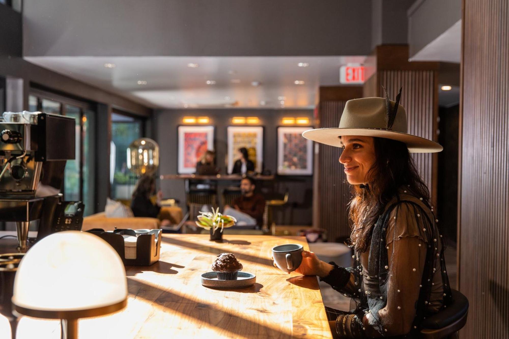 Voco The Darwin - Atlanta Midtown By Ihg Hotell Exteriör bild