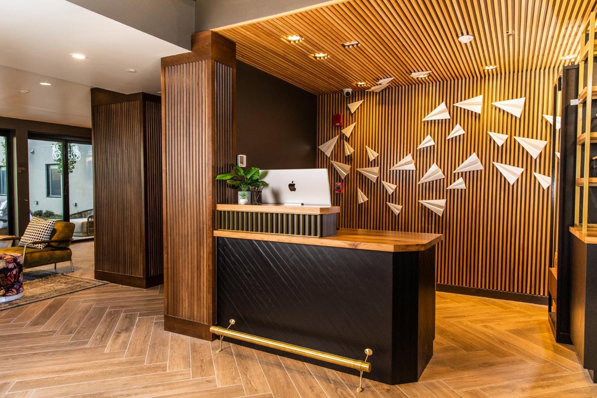 Voco The Darwin - Atlanta Midtown By Ihg Hotell Exteriör bild