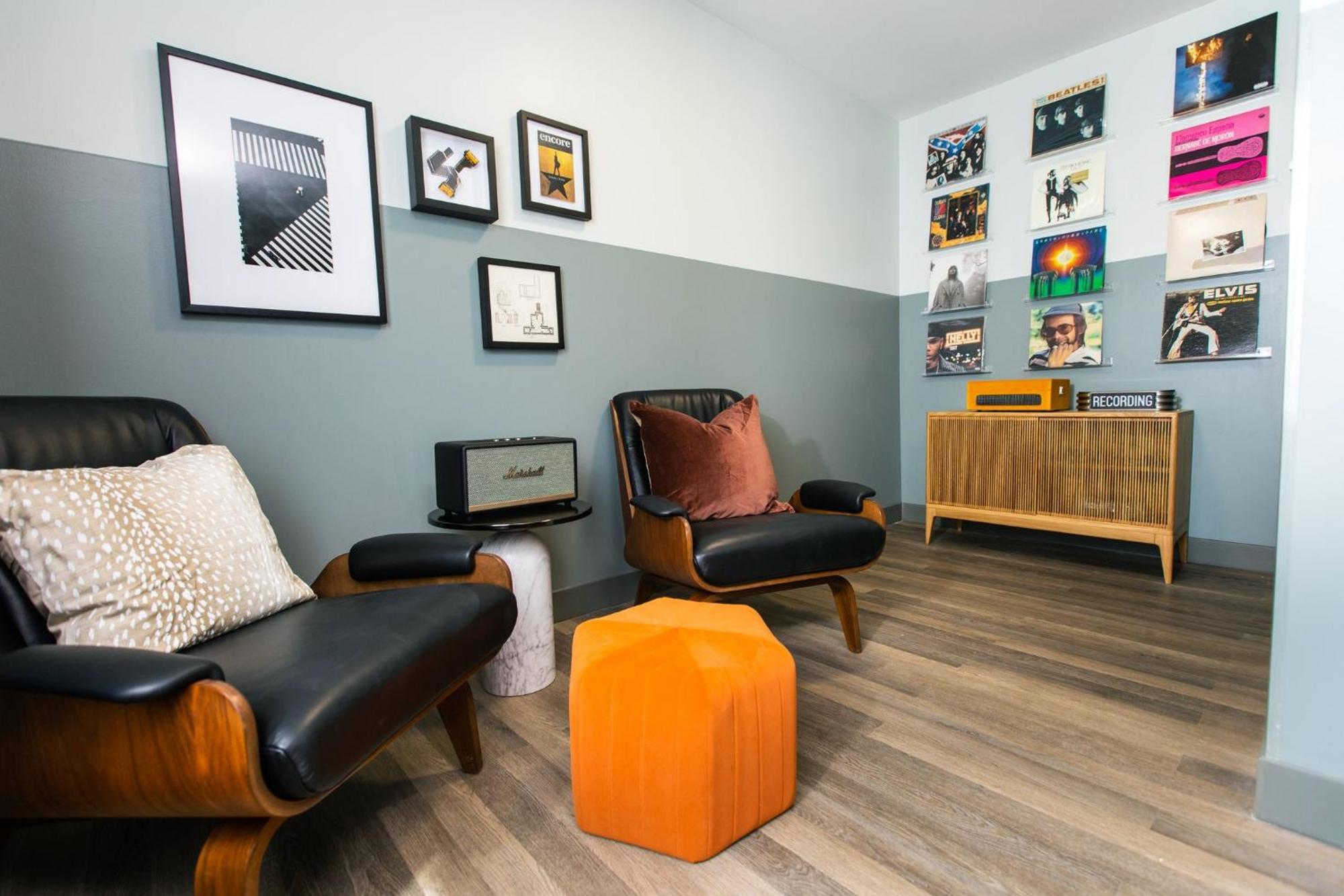 Voco The Darwin - Atlanta Midtown By Ihg Hotell Exteriör bild